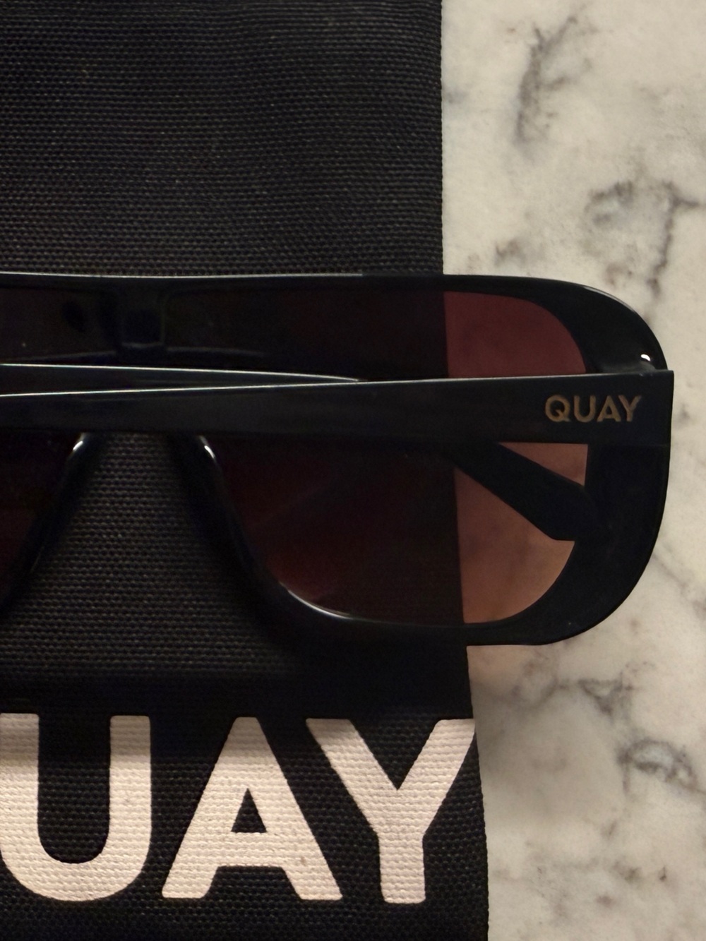 Quay Australia Black Frame Sunglasses with Brown Gradient Lenses - Picture 4 of 4